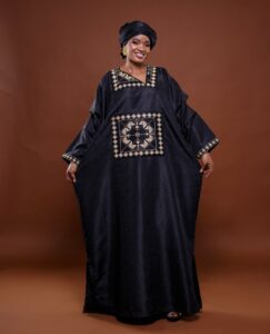 pour vos sortie, cette tenue fluide et élégante pour vous rendre uniquement belle