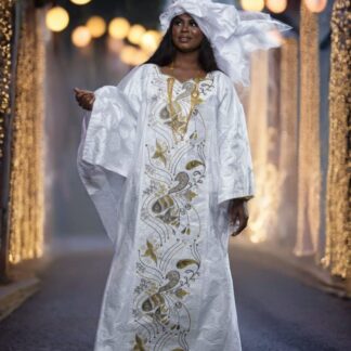 Boubou d'Exception "Éclat de Neige" en Bazin Riche Brodé