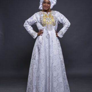 Robe en Jacquard Brodée aux fils argent et doré